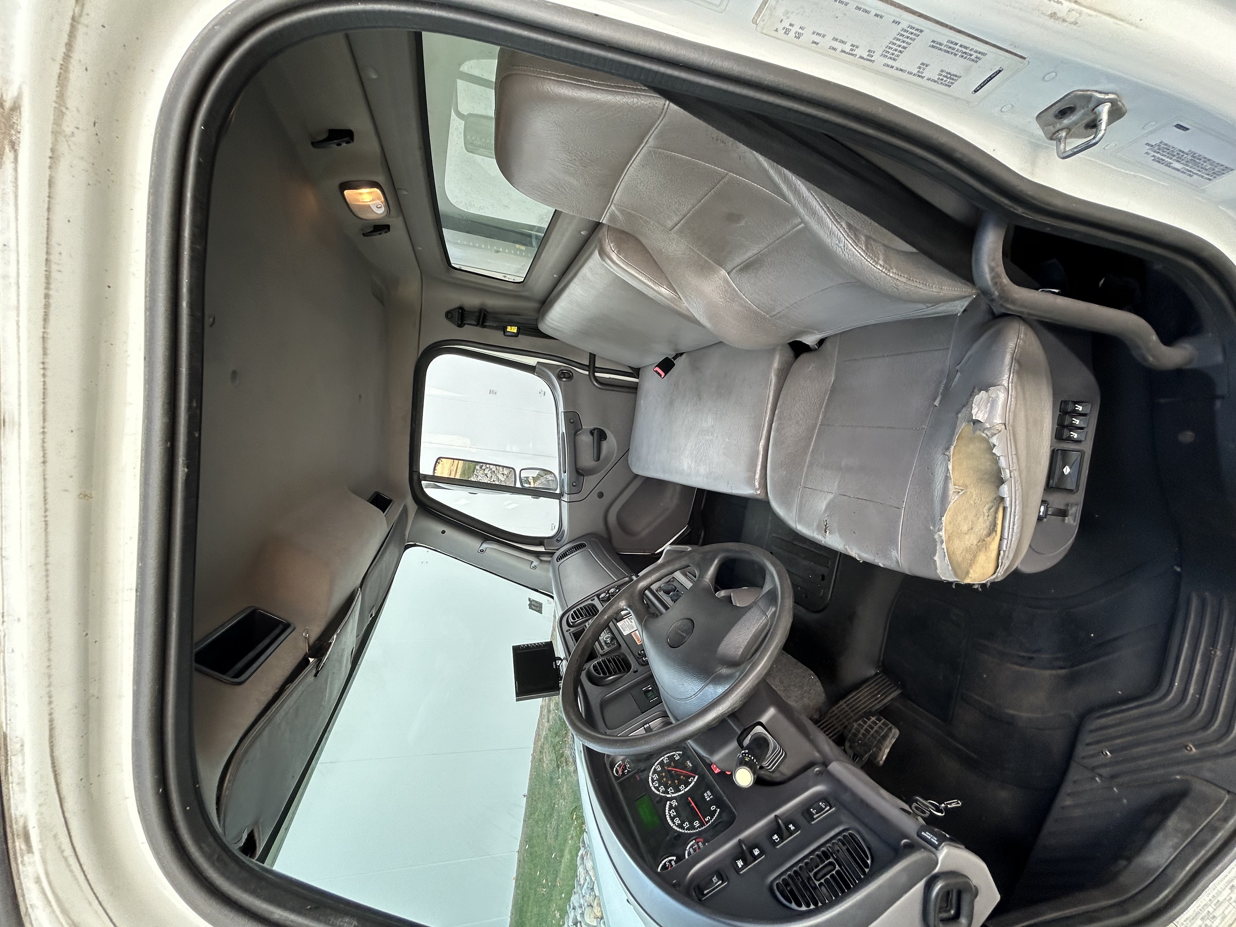 Freightliner M2 2017 - Image 11