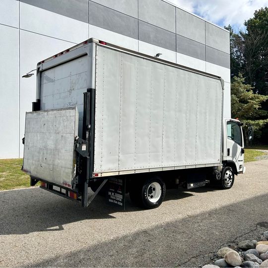 Isuzu NPR 2011 - Image 12